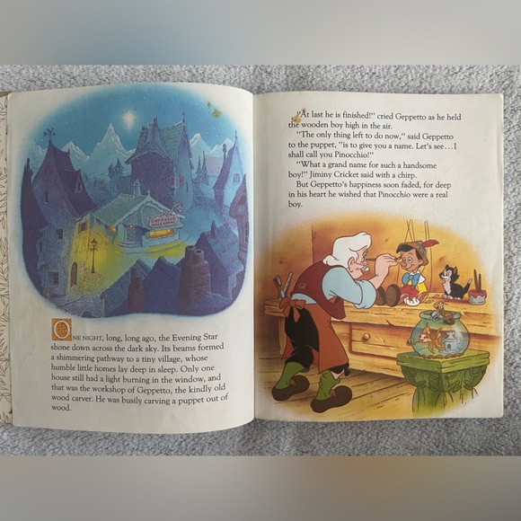 Little Golden Book Walt Disney book bundle - Picture 8 of 11